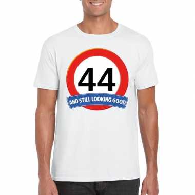 Verkeersbord 44 jaar t-shirt wit heren
