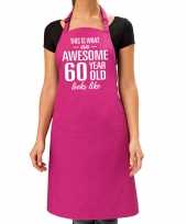 Awesome 60 year 60 jaar cadeau bbq keuken schort roze dames